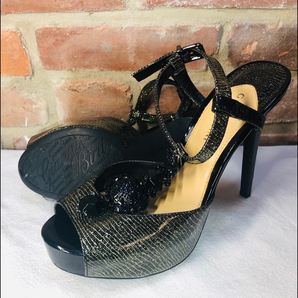 NWOT Black Leather Designer Heels - Picture 9 of 9